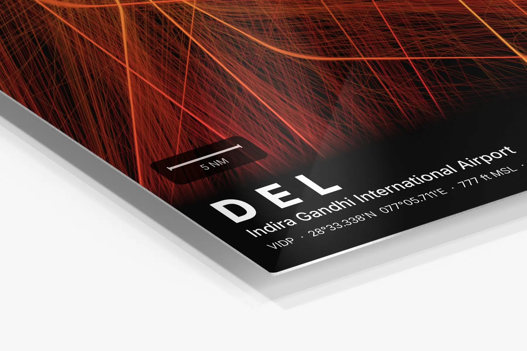 Close-up of the aluminum print's edge and high-gloss finish