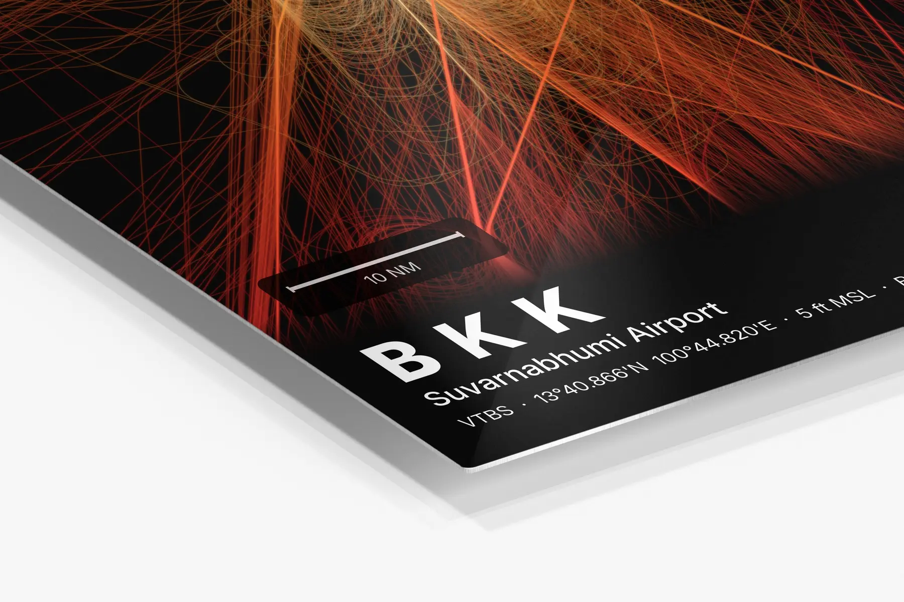 Close-up of the aluminum print's edge and high-gloss finish
